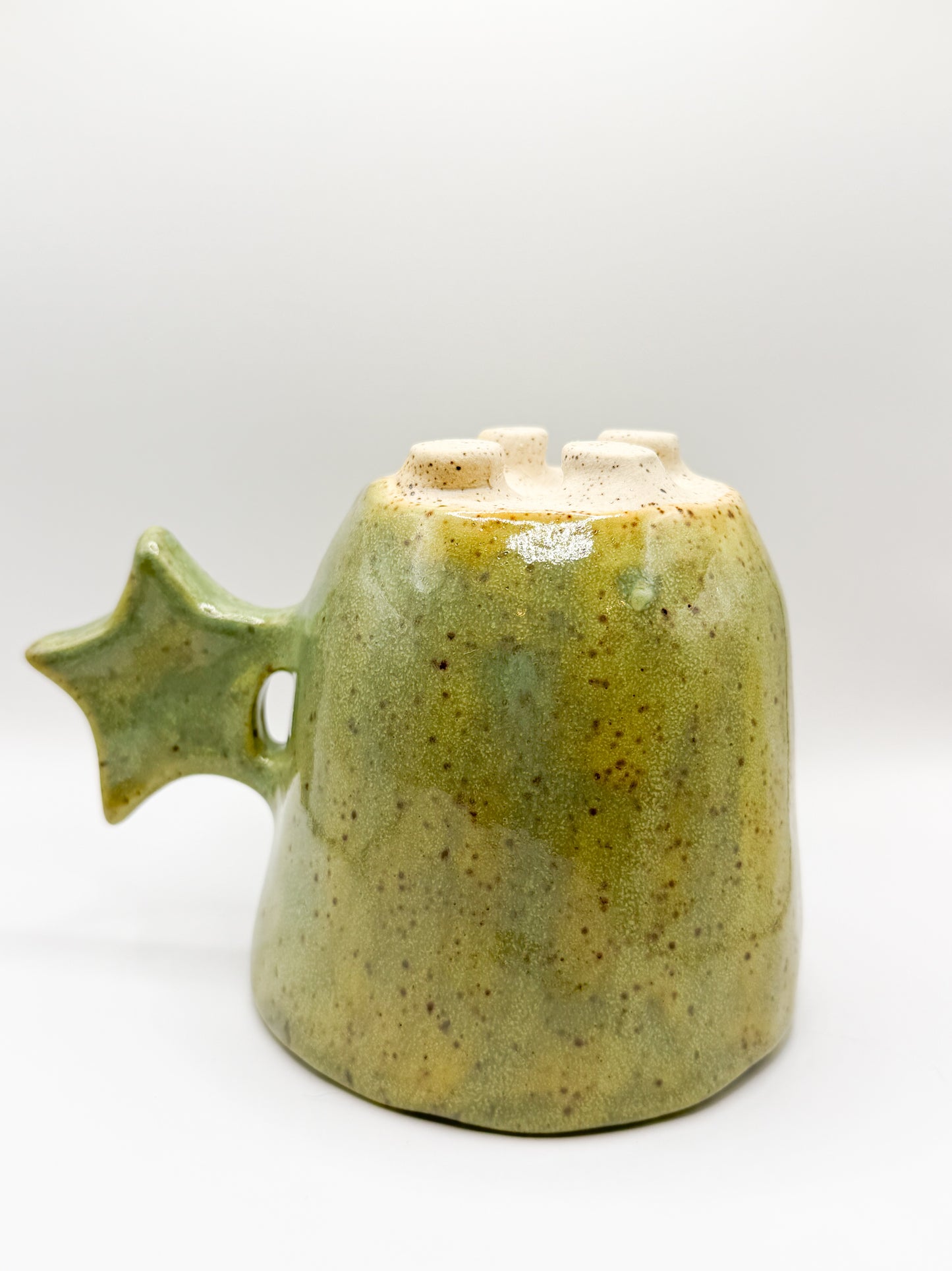 ~ ⊹₊⟡⋆star handle mug ~ with feet ! ⊹₊⟡⋆