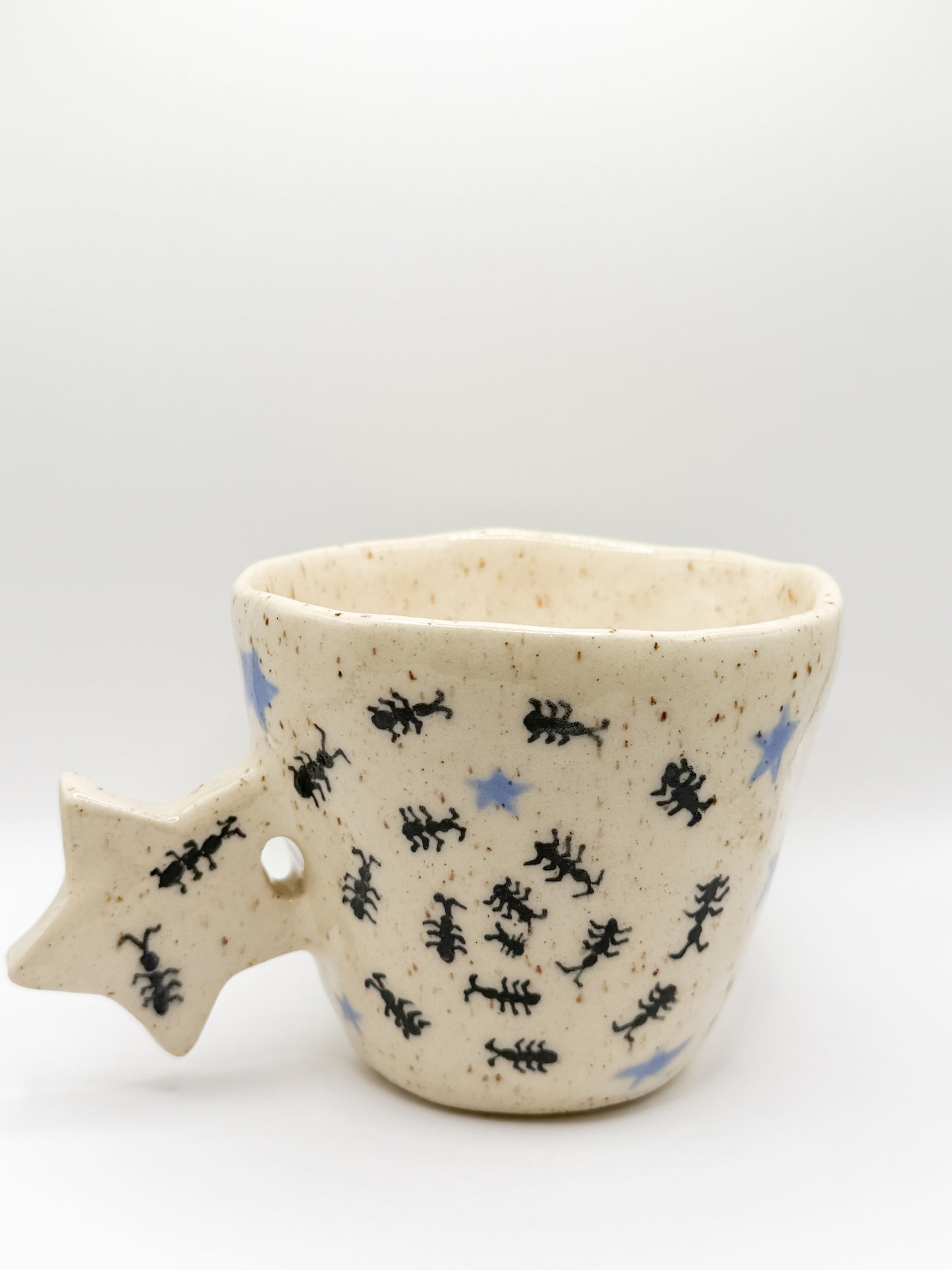 ⊹₊⟡⋆ star handle bug mugs ! ⊹₊⟡⋆