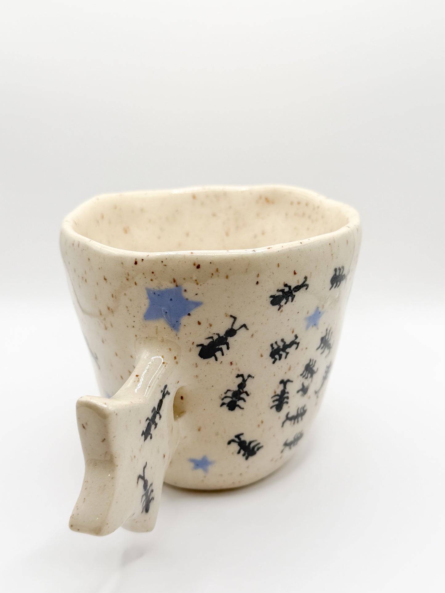 ⊹₊⟡⋆ star handle bug mugs ! ⊹₊⟡⋆