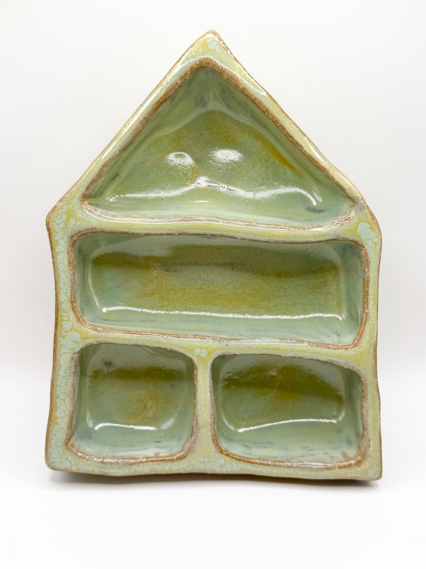 ⊹₊⟡⋆~ house shaped trinket shelf ~⊹₊⟡⋆
