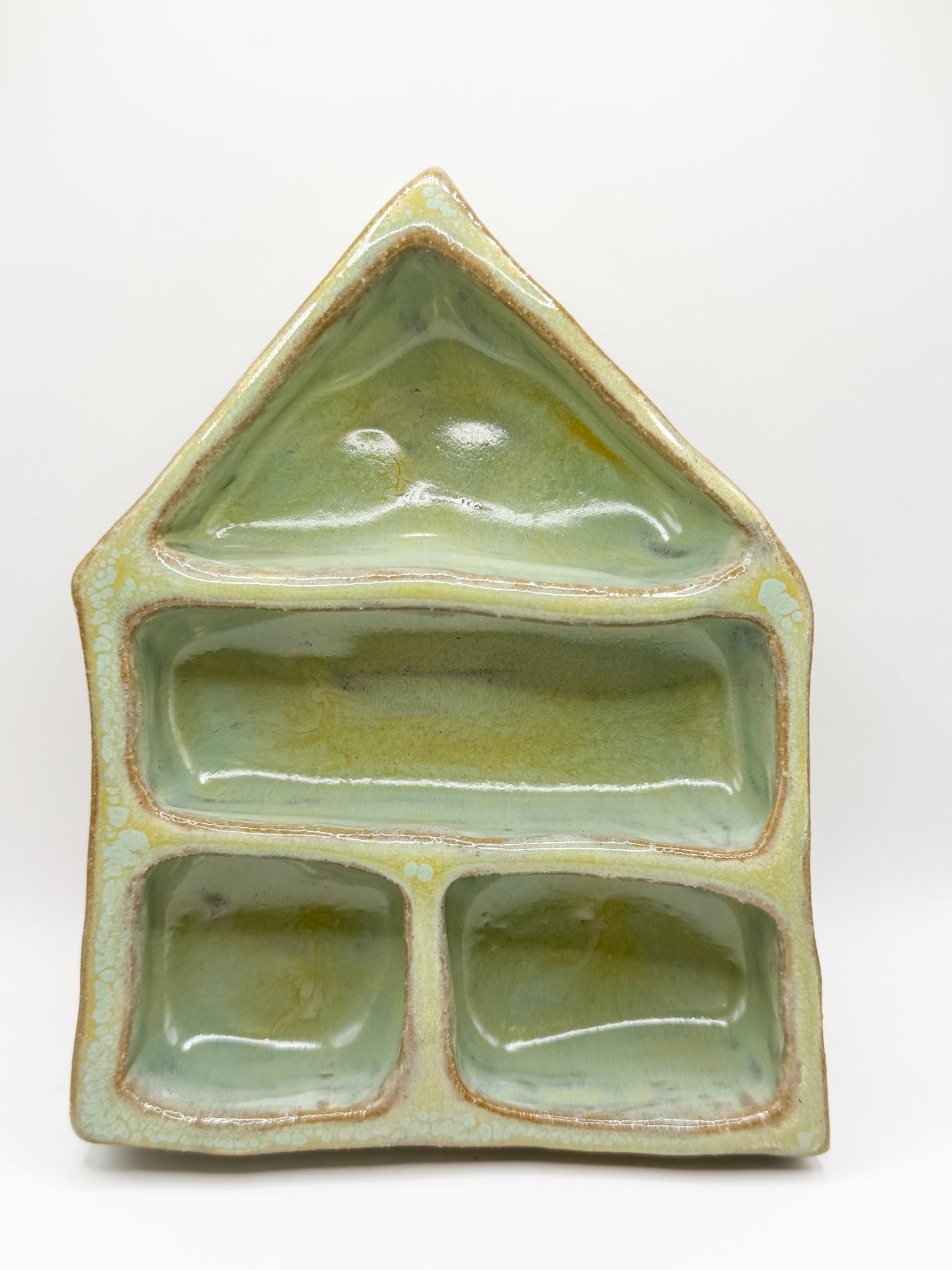 ⊹₊⟡⋆~ house shaped trinket shelf ~⊹₊⟡⋆