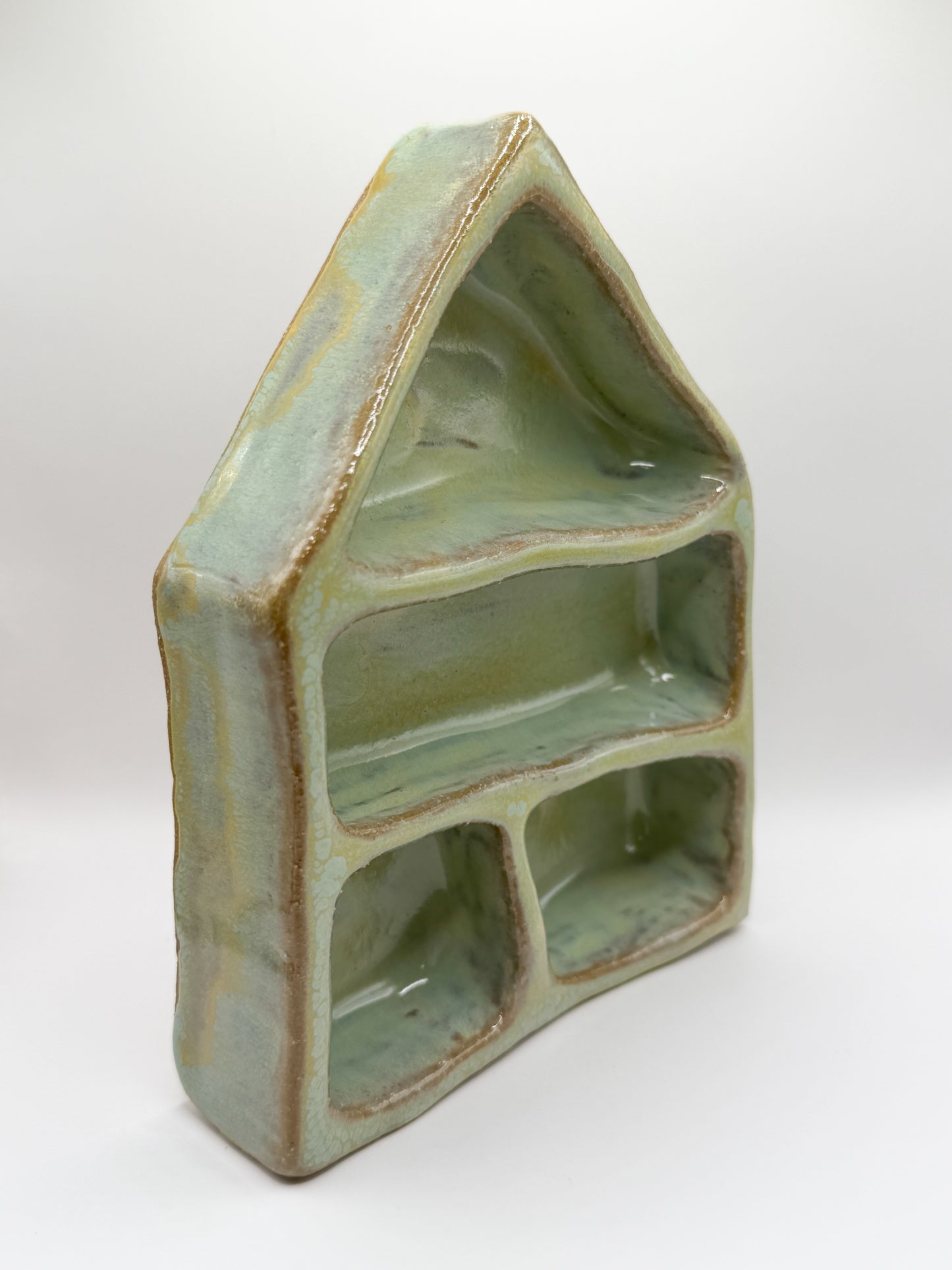 ⊹₊⟡⋆~ house shaped trinket shelf ~⊹₊⟡⋆