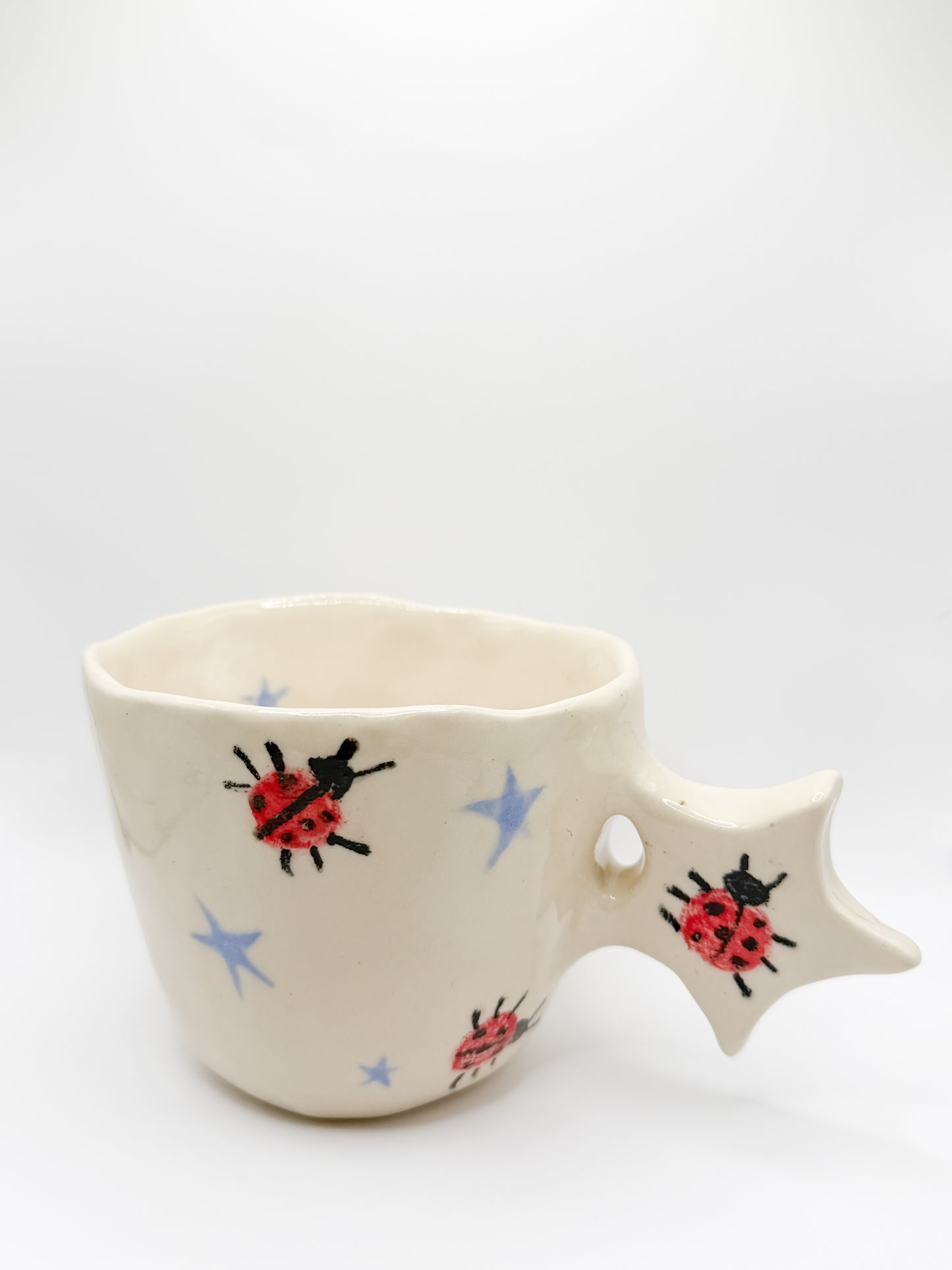 ⊹₊⟡⋆ star handle bug mugs ! ⊹₊⟡⋆