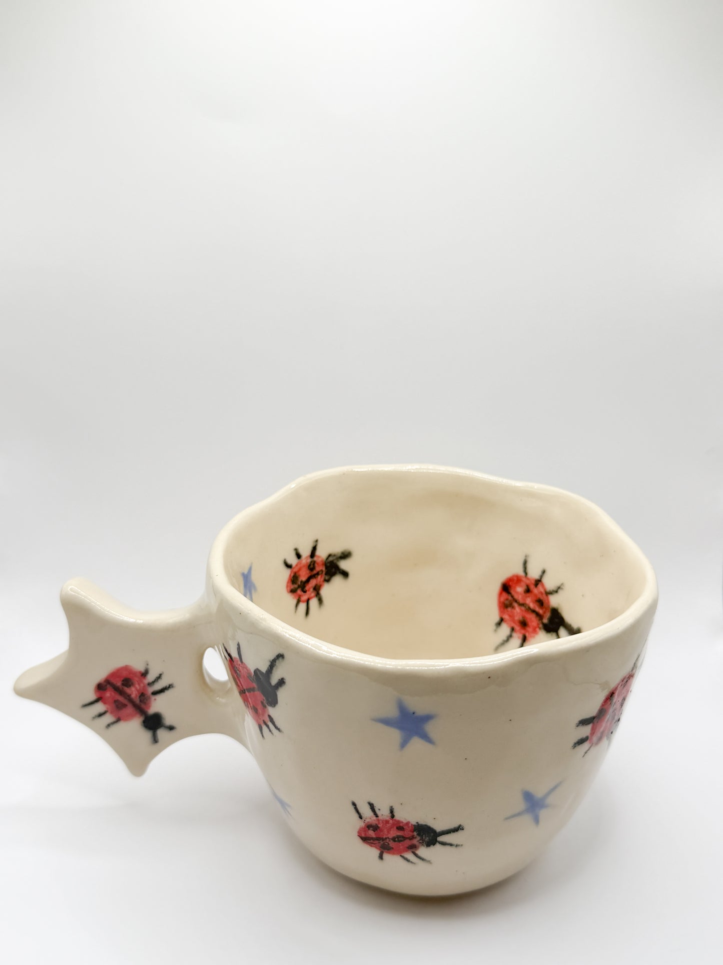 ⊹₊⟡⋆ star handle bug mugs ! ⊹₊⟡⋆