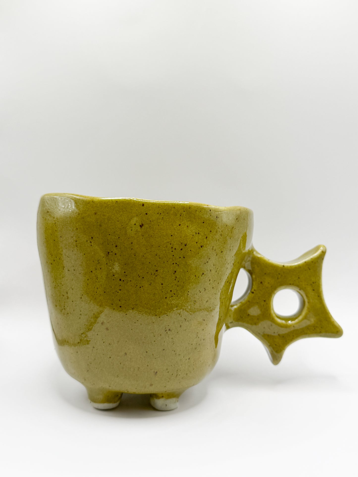 ~ ⊹₊⟡⋆star handle mug ~ with feet ! ⊹₊⟡⋆