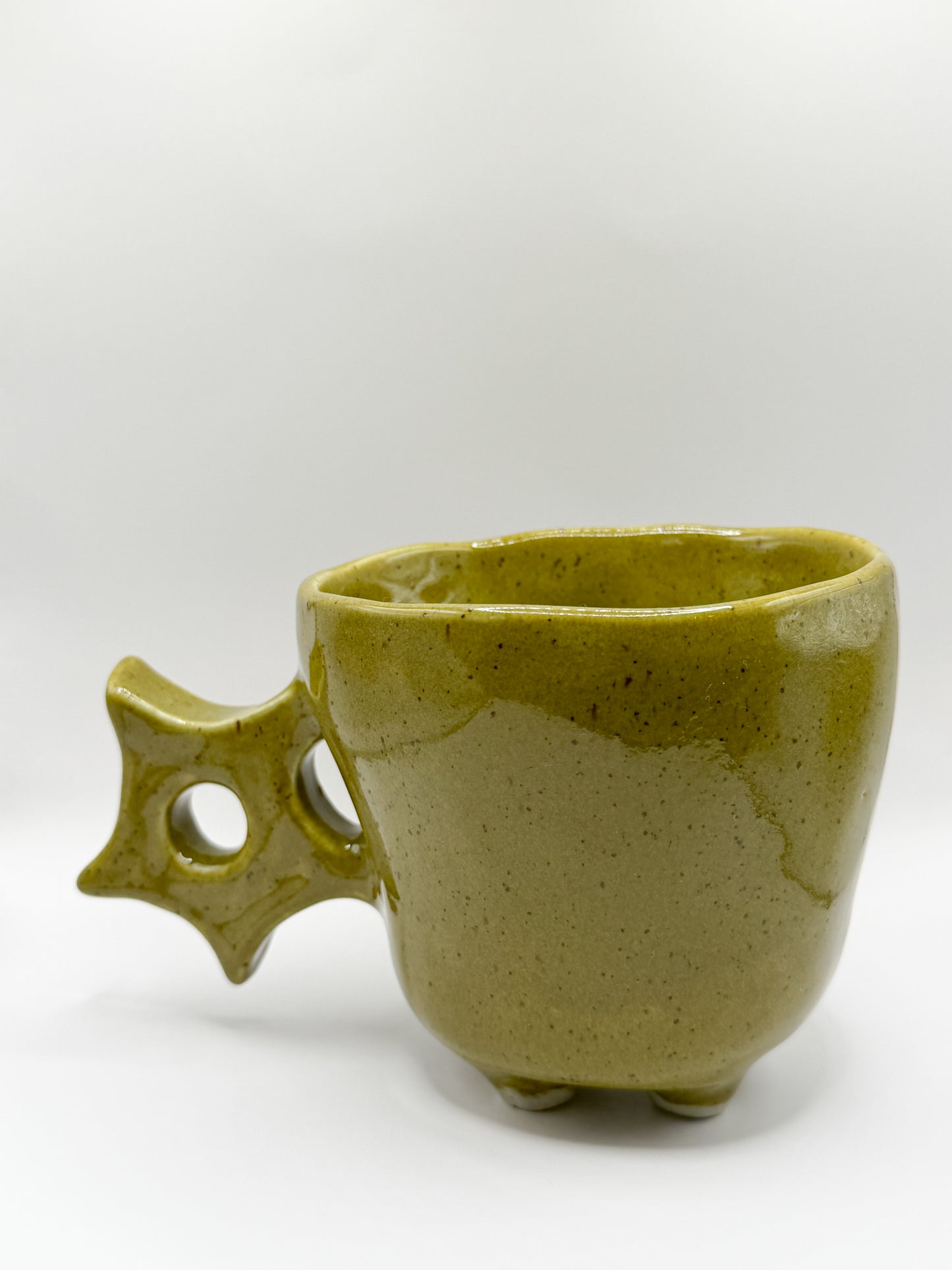 ~ ⊹₊⟡⋆star handle mug ~ with feet ! ⊹₊⟡⋆
