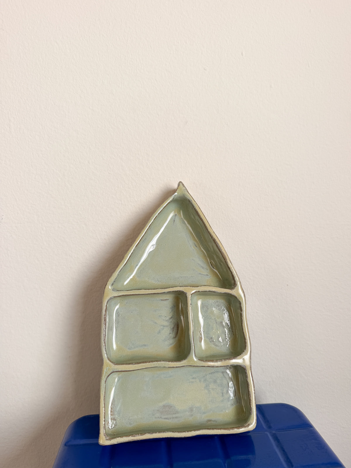 ⊹₊⟡⋆house shaped trinket shelf/tray⊹₊⟡⋆