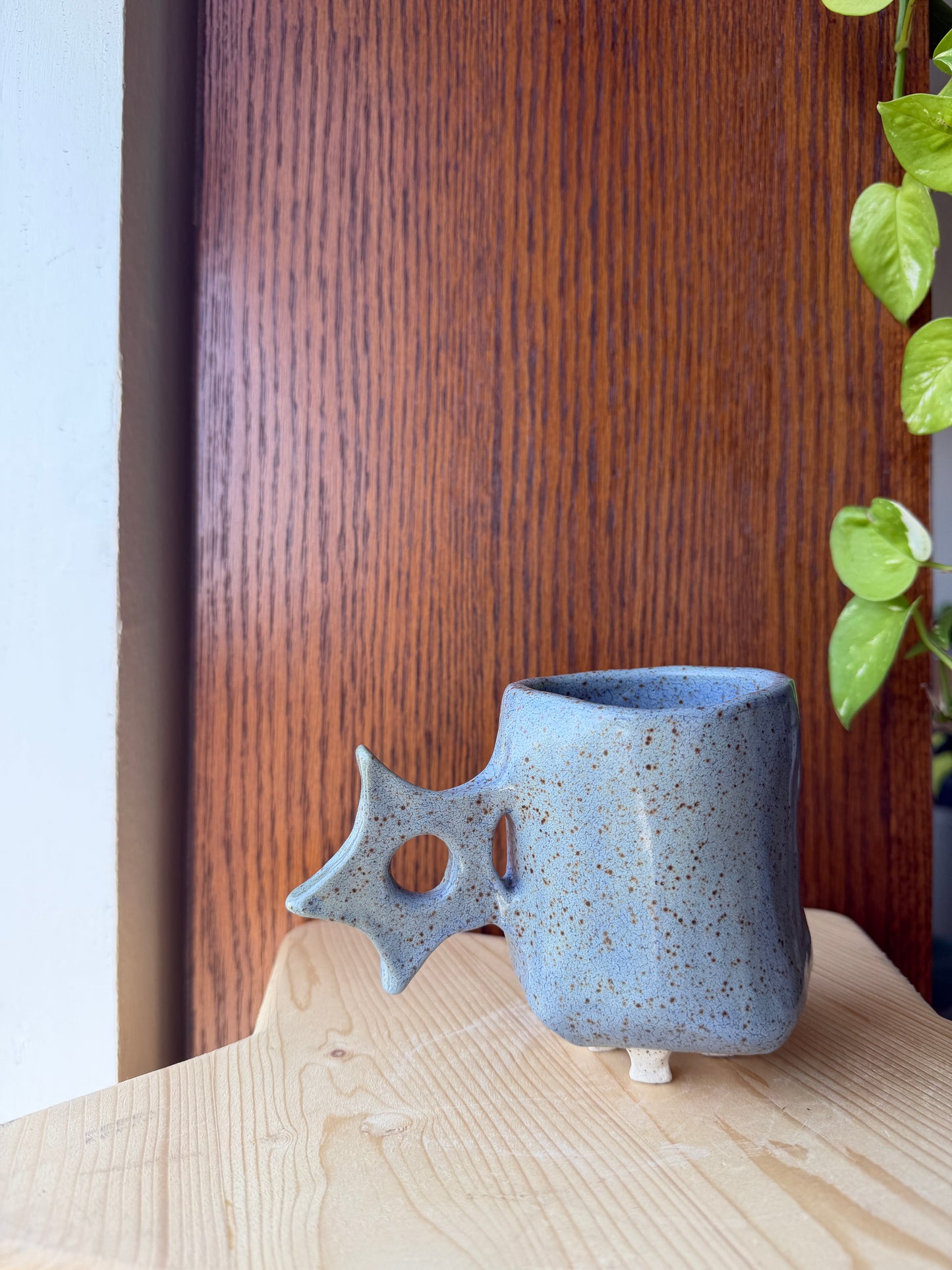 ⊹₊⟡⋆ ceramic star mug with feet ⊹₊⟡⋆