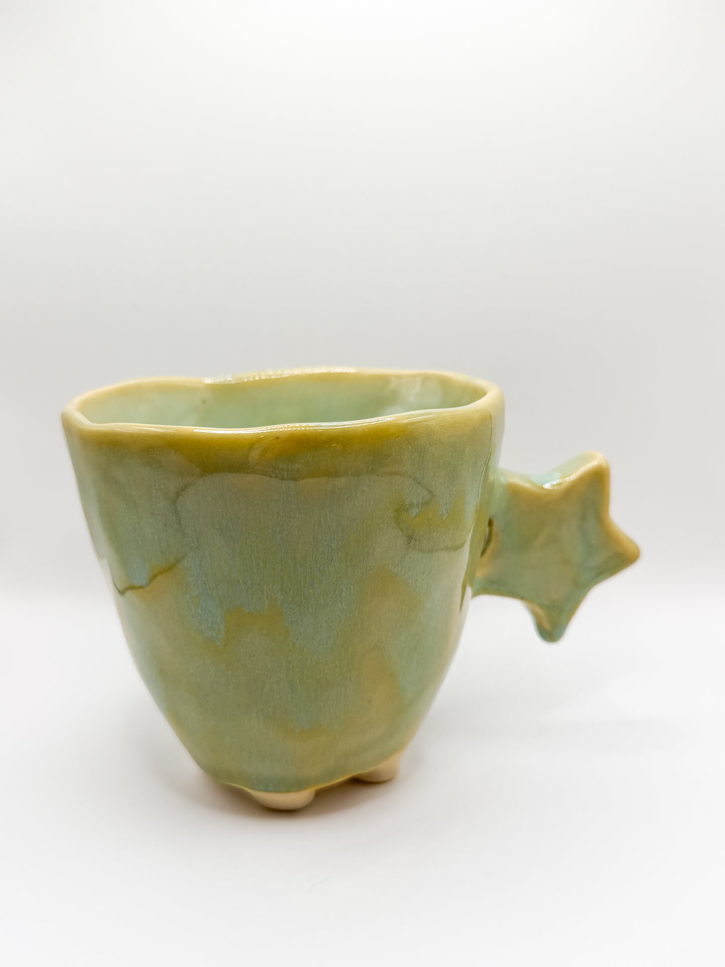 ~ ⊹₊⟡⋆star handle mug ~ with feet ! ⊹₊⟡⋆