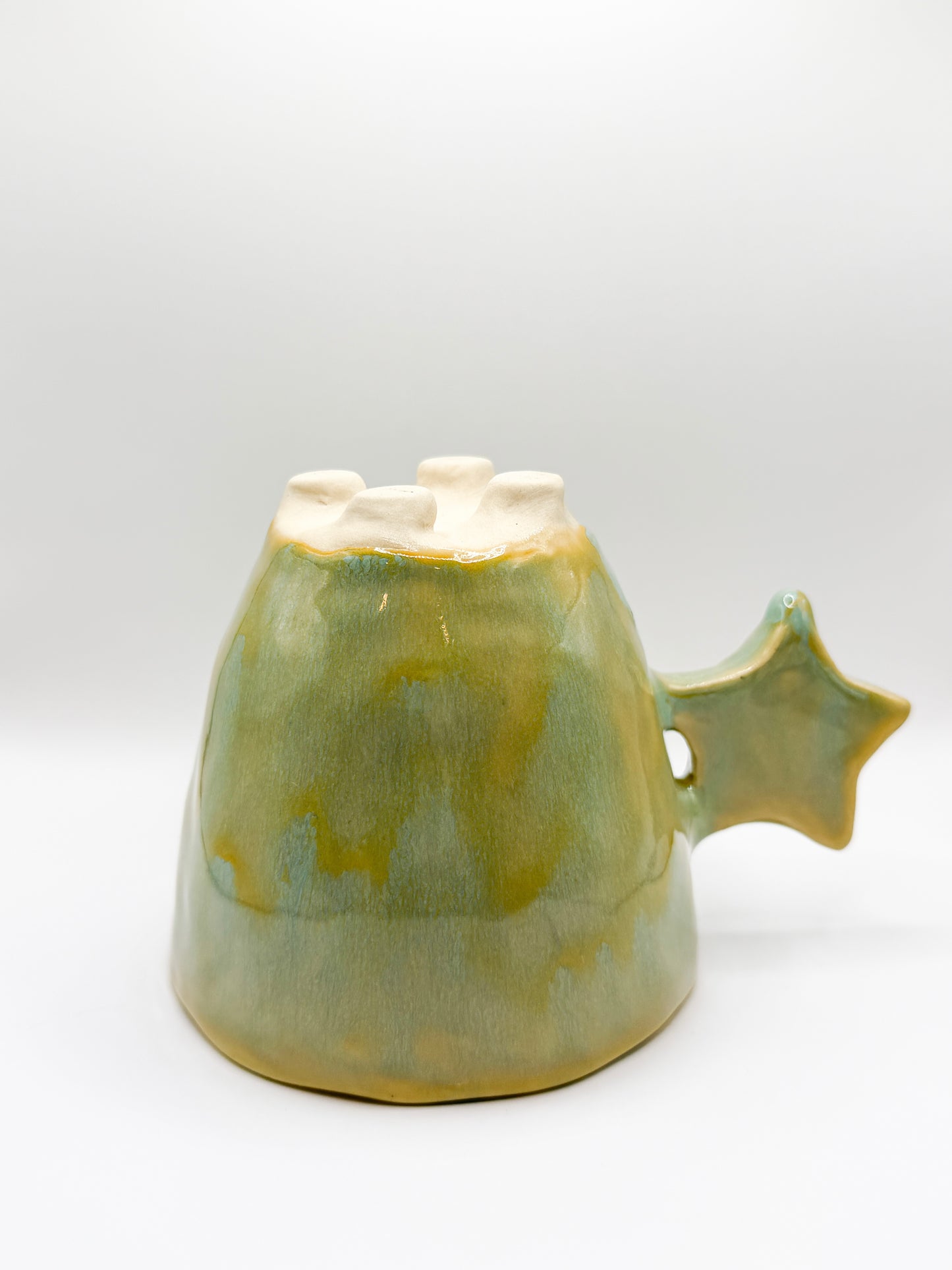 ~ ⊹₊⟡⋆star handle mug ~ with feet ! ⊹₊⟡⋆
