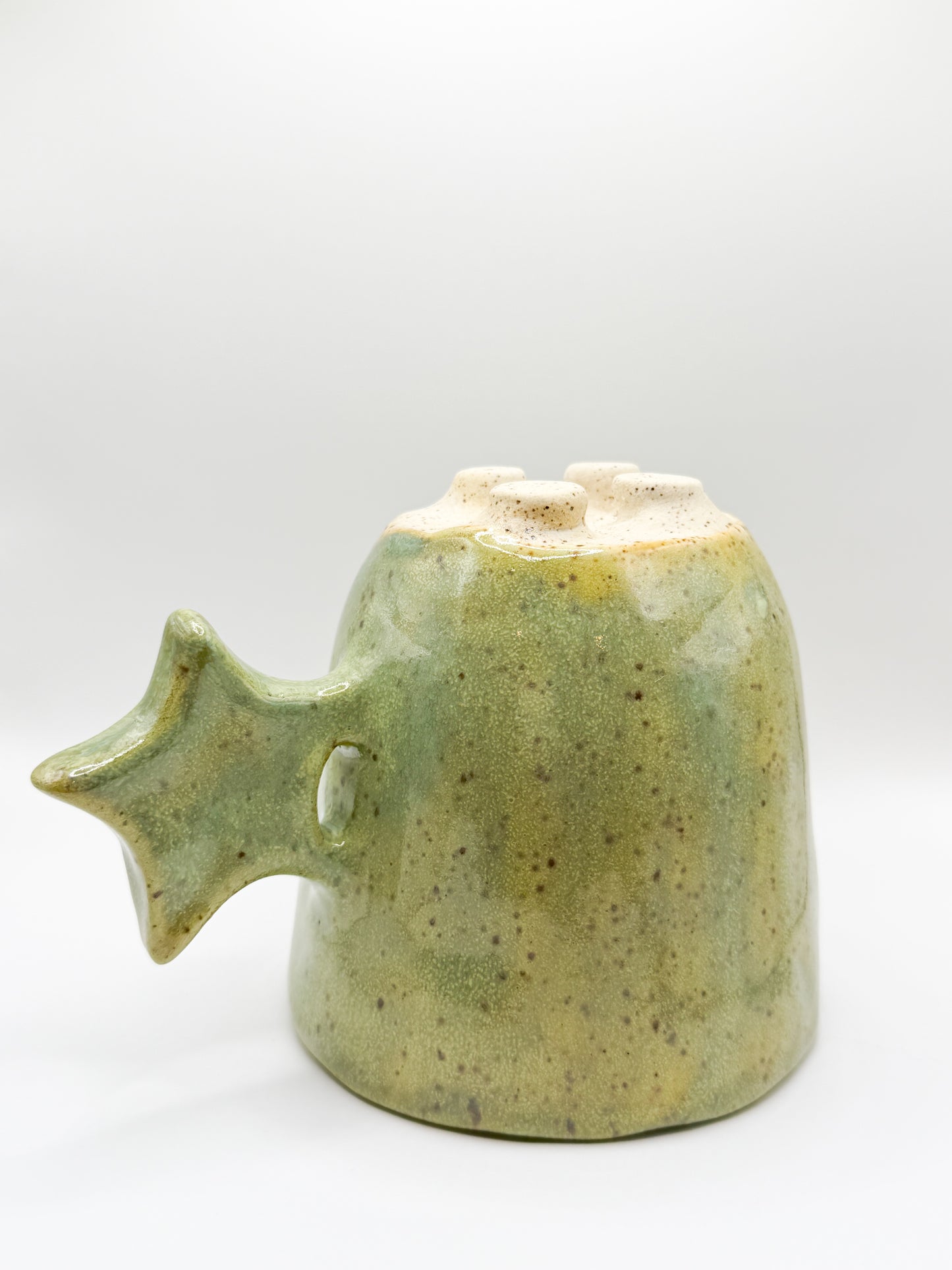 ~ ⊹₊⟡⋆star handle mug ~ with feet ! ⊹₊⟡⋆